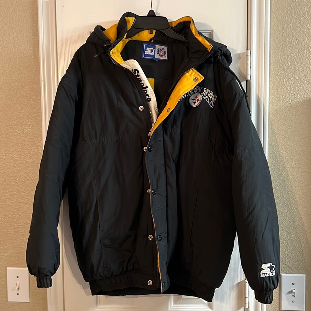 Starter Pittsburgh Steelers Jacket and Flip Flops Combo Size L